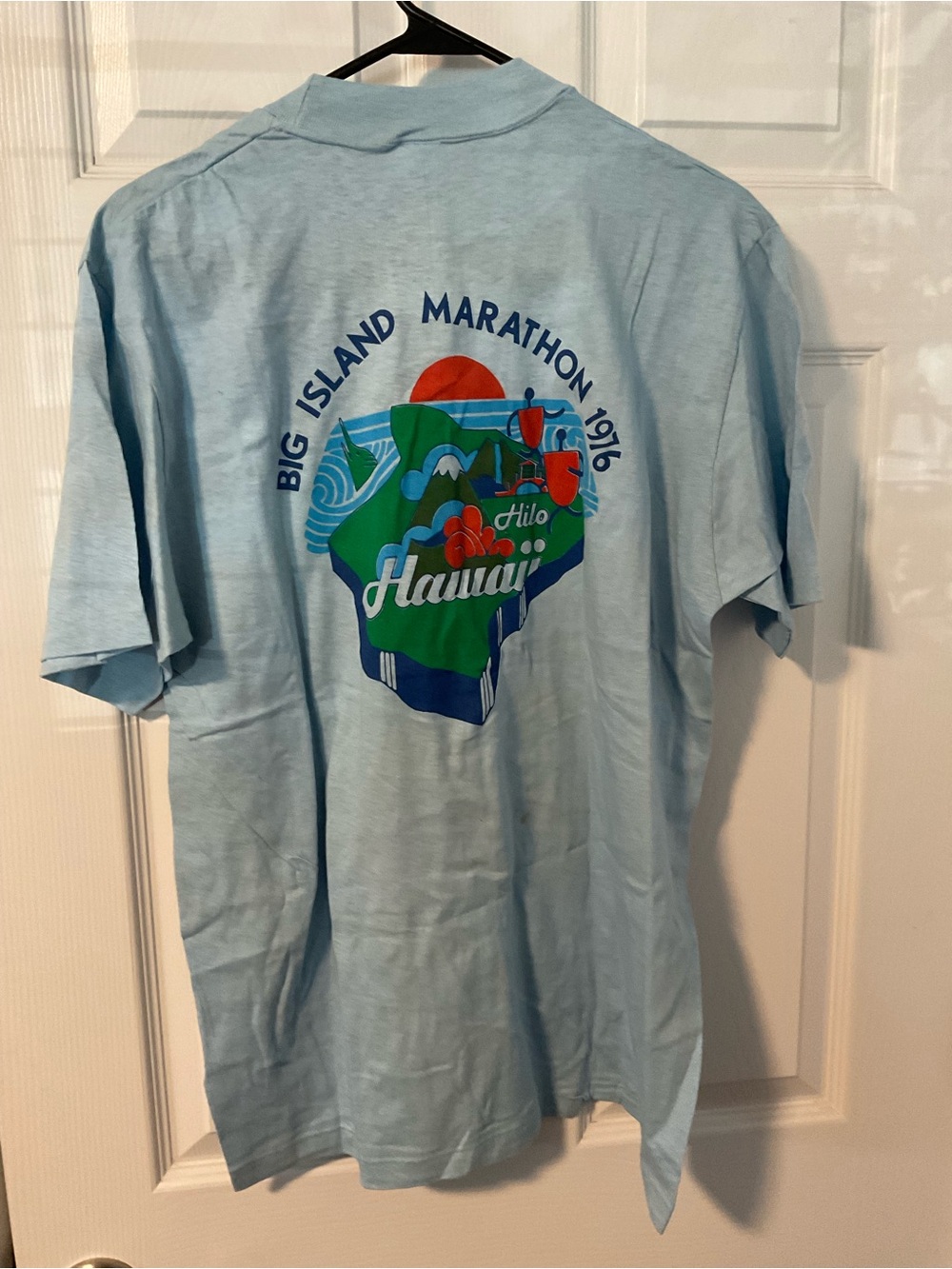 Vintage, 1976 Hawaii Big Island Marathon Graphic Tee